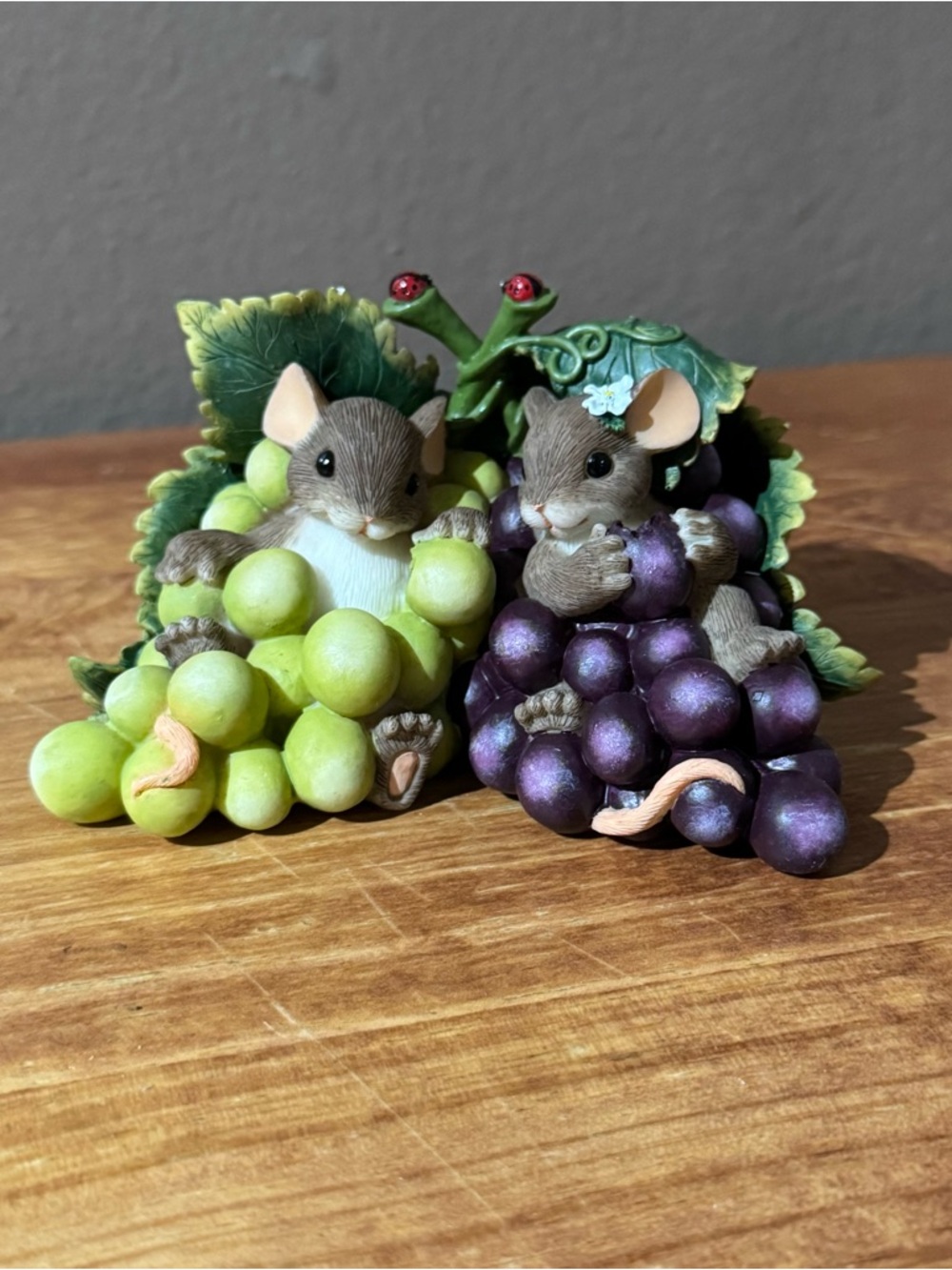 Fitz and Floyd, Charming Tails “I’m So Grape-Ful For You” 89/170